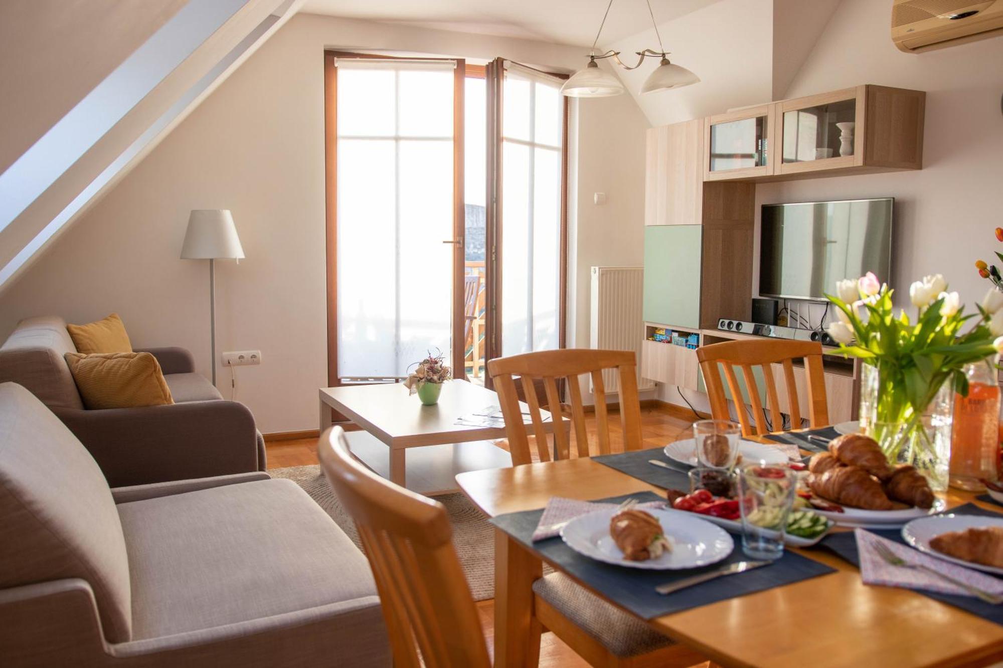 Appartamento Gárdonyi Apartman Eger Esterno foto