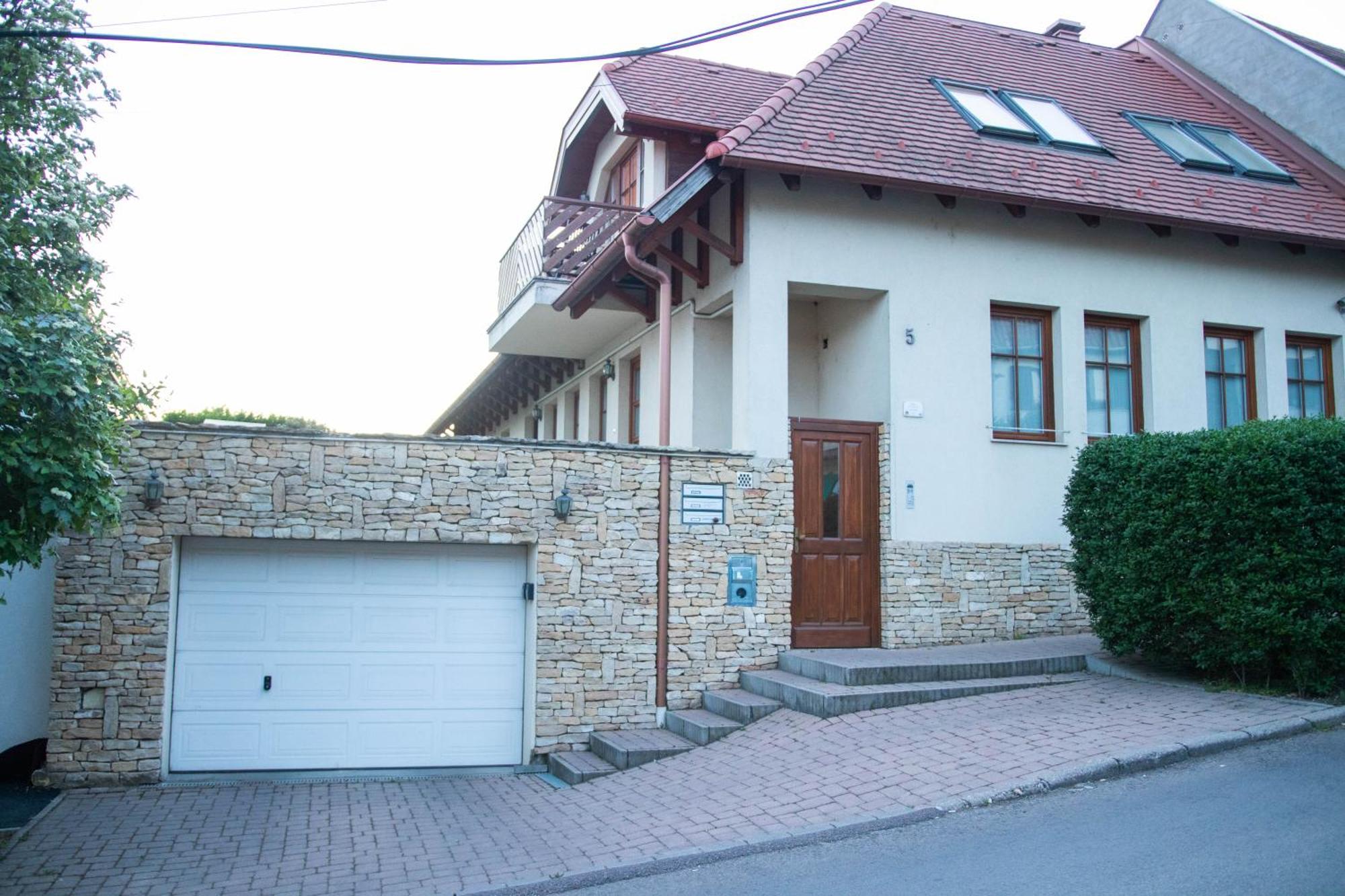 Appartamento Gárdonyi Apartman Eger Esterno foto