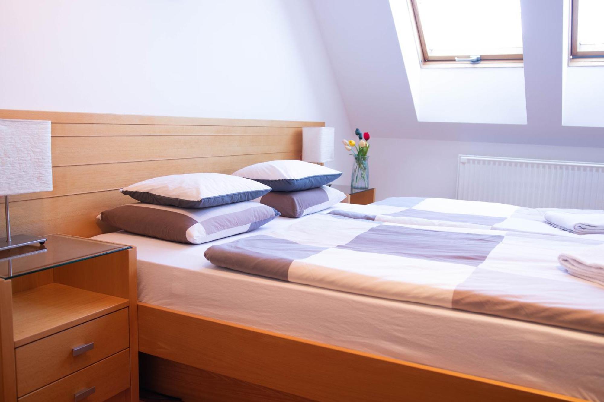 Appartamento Gárdonyi Apartman Eger Esterno foto