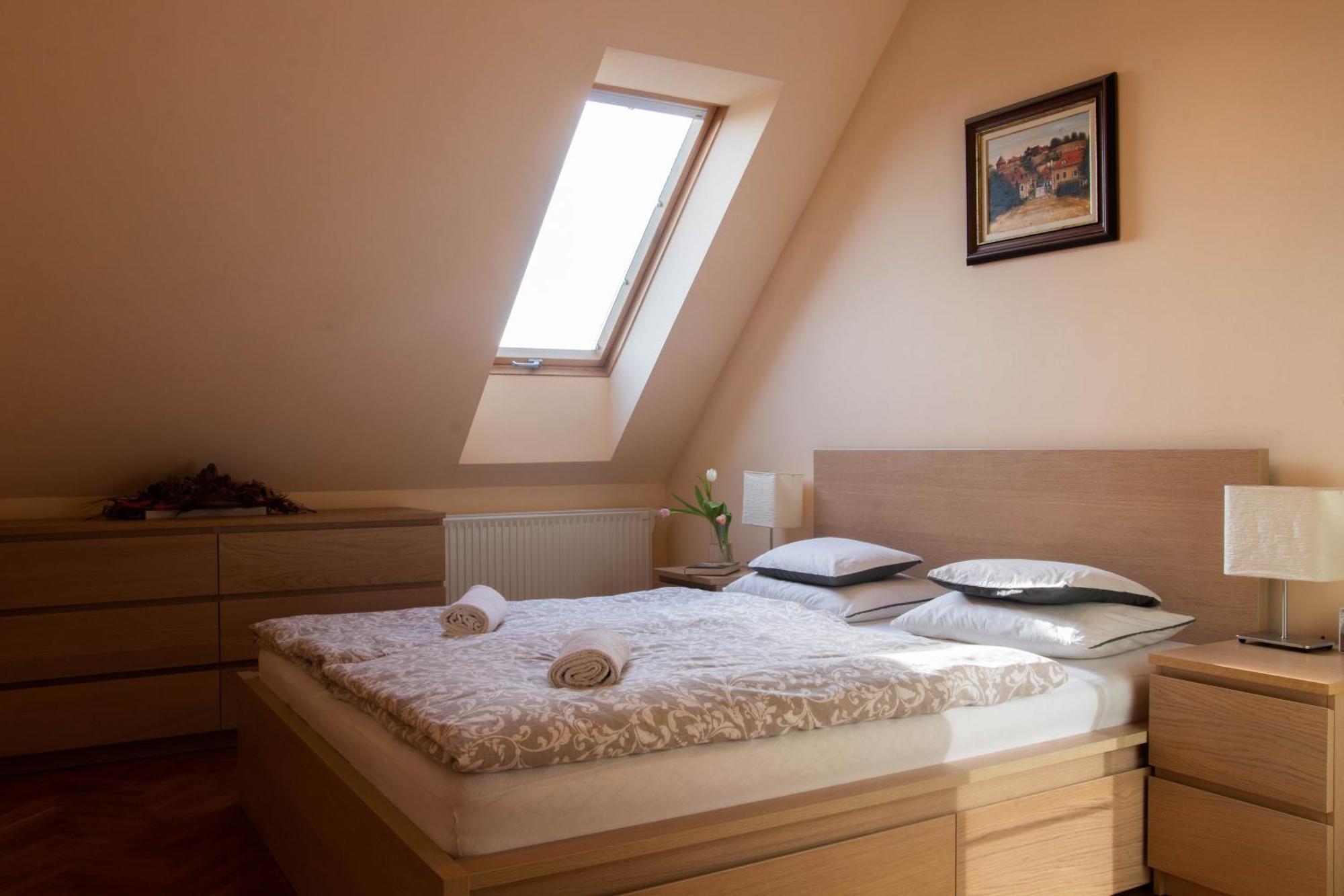 Appartamento Gárdonyi Apartman Eger Esterno foto
