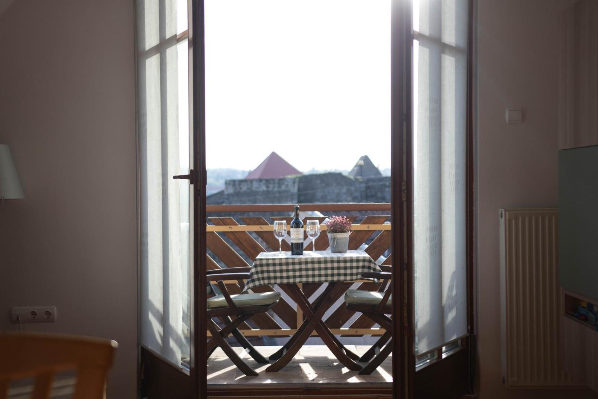 Appartamento Gárdonyi Apartman Eger Esterno foto